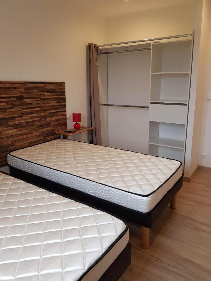 05 - Tres Joli 3 Pieces Neuf 2 Chambres, Logement Tout Equipe Pour 1 A 4 Personnes Maximum, Vue Sur Jardin Avec Parking Privatif, Grand Fourgon Possible, Tout Le Linge De Maison Est Fourni Annesse-et-Beaulieu Eksteriør bilde
