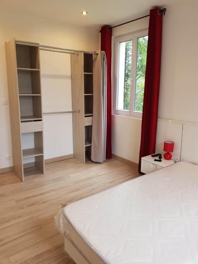 05 - Tres Joli 3 Pieces Neuf 2 Chambres, Logement Tout Equipe Pour 1 A 4 Personnes Maximum, Vue Sur Jardin Avec Parking Privatif, Grand Fourgon Possible, Tout Le Linge De Maison Est Fourni Annesse-et-Beaulieu Eksteriør bilde