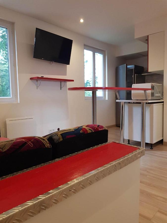 05 - Tres Joli 3 Pieces Neuf 2 Chambres, Logement Tout Equipe Pour 1 A 4 Personnes Maximum, Vue Sur Jardin Avec Parking Privatif, Grand Fourgon Possible, Tout Le Linge De Maison Est Fourni Annesse-et-Beaulieu Eksteriør bilde