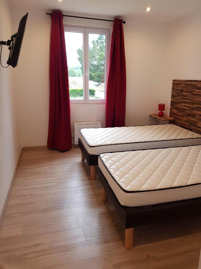 05 - Tres Joli 3 Pieces Neuf 2 Chambres, Logement Tout Equipe Pour 1 A 4 Personnes Maximum, Vue Sur Jardin Avec Parking Privatif, Grand Fourgon Possible, Tout Le Linge De Maison Est Fourni Annesse-et-Beaulieu Eksteriør bilde