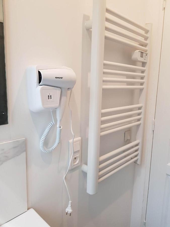 05 - Tres Joli 3 Pieces Neuf 2 Chambres, Logement Tout Equipe Pour 1 A 4 Personnes Maximum, Vue Sur Jardin Avec Parking Privatif, Grand Fourgon Possible, Tout Le Linge De Maison Est Fourni Annesse-et-Beaulieu Eksteriør bilde